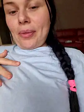 Snapshot of AliceX69 chatting on 04/01/26, 03:53 AliceX69 online show from 04/01/26, 03:53