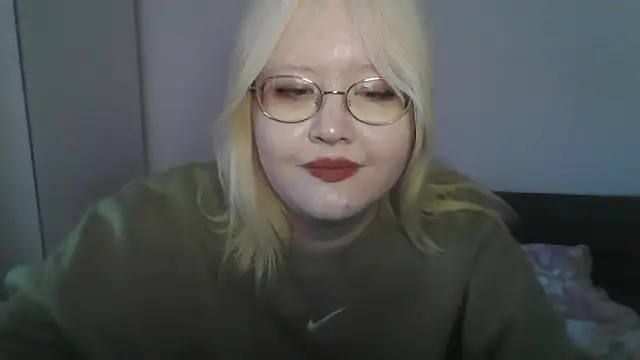 Elayne Sweet online show from 05/15/26, 10:44
