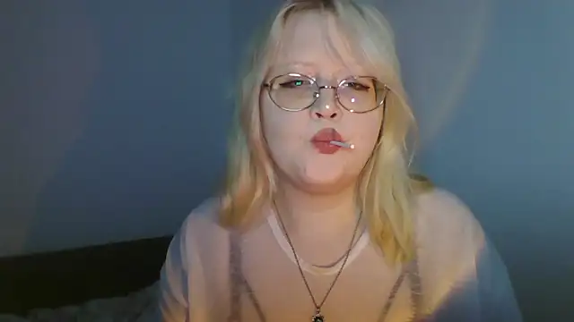 Elayne Sweet online show from 06/18/26, 06:02