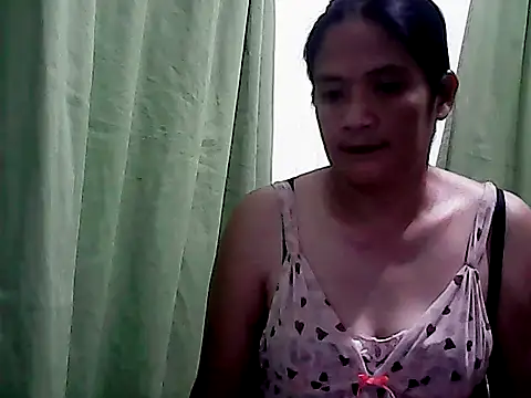 PinayZaira online show from 04/01/26, 11:33