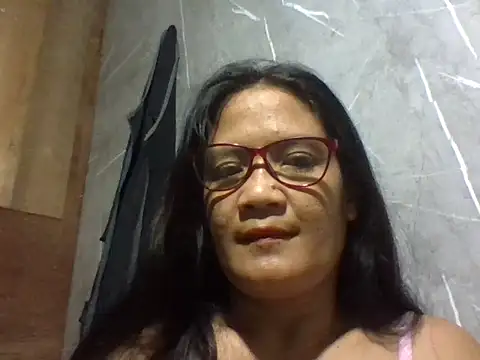PinayZaira online show from 06/01/26, 05:36