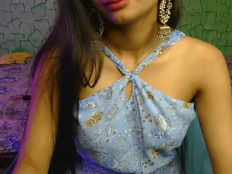 Snapshot of avni222 chatting on 04/18/26, 05:11 avni222 online show from 04/18/26, 05:11