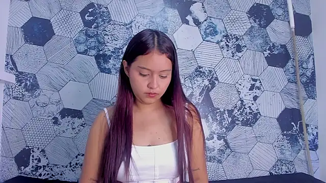 Snapshot of tiana_cute1 chatting on 04/01/26, 12:17 tiana cute1 online show from 04/01/26, 12:17