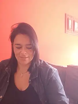 lucianamorocha online show from 06/02/26, 04:09