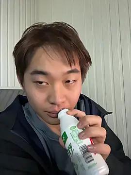 Snapshot of QingLong0012026 chatting on 04/02/26, 01:20 QingLong0012026 online show from 04/02/26, 01:20