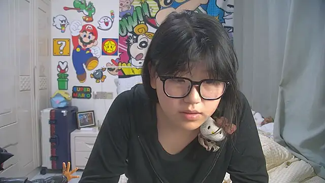 Snapshot of mianmian-666 chatting on 04/12/26, 11:15 mianmian-666 online show from 04/12/26, 11:15