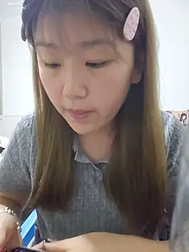 Snapshot of mianmian-666 chatting on 06/03/26, 02:08 mianmian-666 online show from 06/03/26, 02:08