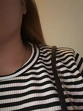 Snapshot of Lina-Naughty chatting on 04/09/26, 06:41 Lina-Naughty online show from 04/09/26, 06:41