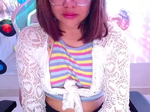 Elfi 333 online show from 04/04/26, 12:57