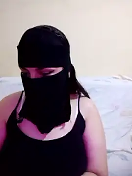 Snapshot of Queen_Lola chatting on 03/31/26, 09:26 Queen Lola online show from 03/31/26, 09:26