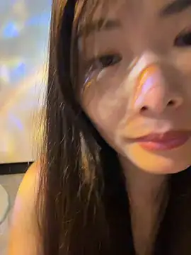 Snapshot of Xiaoyunduo1 chatting on 04/19/26, 06:10 Xiaoyunduo1 online show from 04/19/26, 06:10