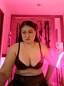 Snapshot of dominalisa chatting on 04/29/26, 10:41 dominalisa online show from 04/29/26, 10:41