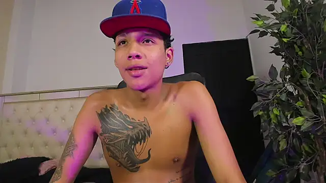 Gold Pleasuree online show from 04/18/26, 03:32