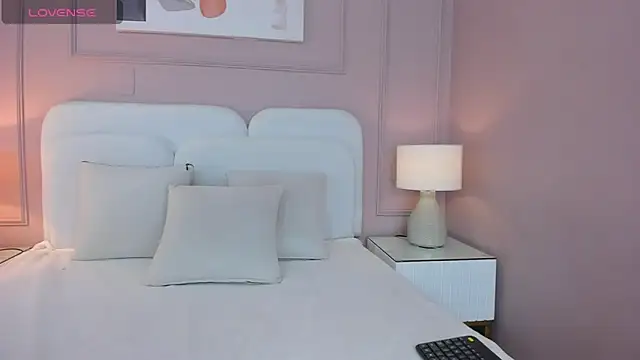 Snapshot of Namiidexter chatting on 04/22/26, 06:20 Namiidexter online show from 04/22/26, 06:20