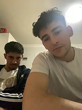 Snapshot of youmeloveyou chatting on 03/31/26, 07:47 youmeloveyou online show from 03/31/26, 07:47