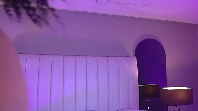 LuxyLux  online show from 04/28/26, 02:27