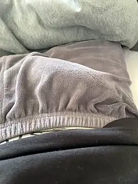 Snapshot of lucasss060 chatting on 04/01/26, 11:22 lucasss060 online show from 04/01/26, 11:22