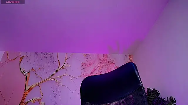 cherry latiinn19 online show from 05/12/26, 05:32