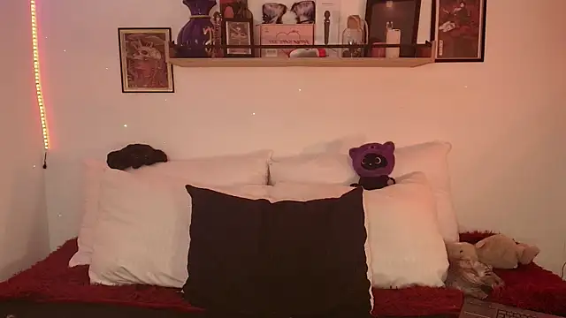 Snapshot of nyxmurtualer666 chatting on 06/06/26, 12:49 nyxmurtualer666 online show from 06/06/26, 12:49