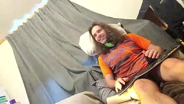 barebearstudio online show from 04/17/26, 01:14