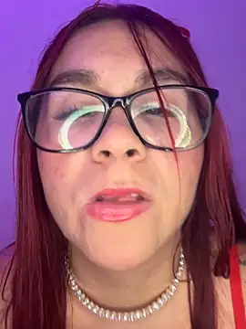 Snapshot of TiffanySton chatting on 04/03/26, 02:09 TiffanySton online show from 04/03/26, 02:09