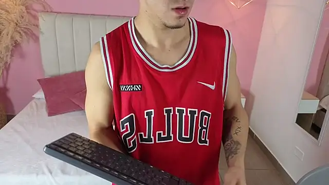 jhan vassilis online show from 04/01/26, 01:41