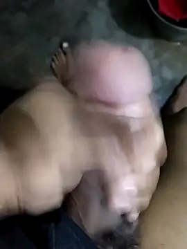 Daddy 004   online show from 04/05/26, 04:20