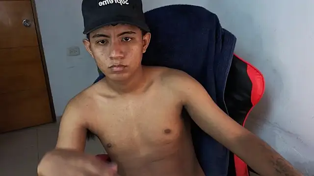 Snapshot of darknigthx chatting on 04/04/26, 04:11 darknigthx online show from 04/04/26, 04:11