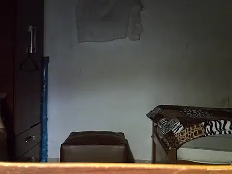 Snapshot of latinoarrg30 chatting on 04/01/26, 03:51 latinoarrg30 online show from 04/01/26, 03:51