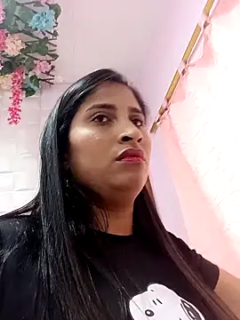 Snapshot of SofiaMendez1_ chatting on 04/07/26, 03:12 SofiaMendez1 online show from 04/07/26, 03:12