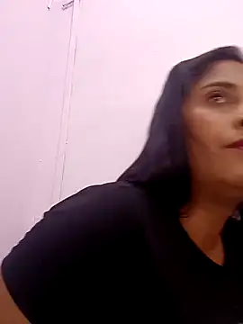 Snapshot of SofiaMendez1_ chatting on 04/23/26, 03:36 SofiaMendez1 online show from 04/23/26, 03:36