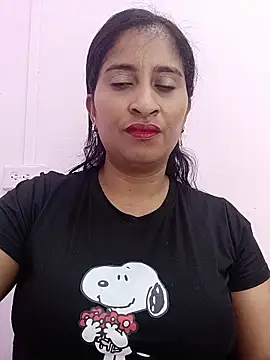 Snapshot of SofiaMendez1_ chatting on 05/02/26, 06:13 SofiaMendez1 online show from 05/02/26, 06:13
