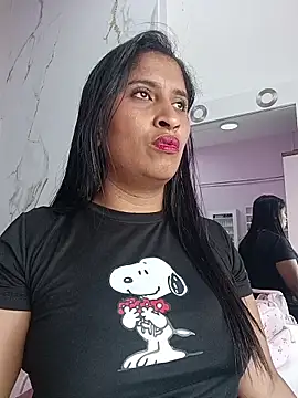 Snapshot of SofiaMendez1_ chatting on 05/20/26, 04:13 SofiaMendez1 online show from 05/20/26, 04:13