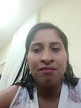 Snapshot of SofiaMendez1_ chatting on 06/27/26, 04:01 SofiaMendez1 online show from 06/27/26, 04:01