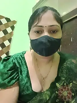 Pinki-girl online show from 07/05/26, 04:41
