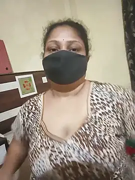 Snapshot of SluttySonam chatting on 05/19/26, 12:22 SluttySonam online show from 05/19/26, 12:22