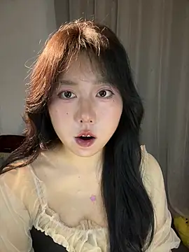 Snapshot of ooooBaby129 chatting on 04/04/26, 12:02 ooooBaby129 online show from 04/04/26, 12:02