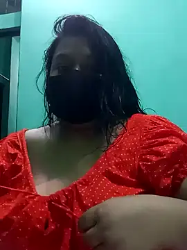Snapshot of Adihotgirl-97 chatting on 04/19/26, 04:39 Adihotgirl-97 online show from 04/19/26, 04:39