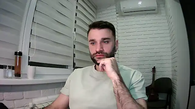 Snapshot of DaddySlava chatting on 04/06/26, 05:58 DaddySlava online show from 04/06/26, 05:58
