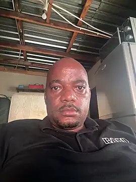 Snapshot of AfricanBeast01 chatting on 04/01/26, 03:09 AfricanBeast01 online show from 04/01/26, 03:09