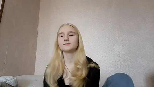 Snapshot of ForwentSeat chatting on 04/02/26, 07:17 ForwentSeat online show from 04/02/26, 07:17