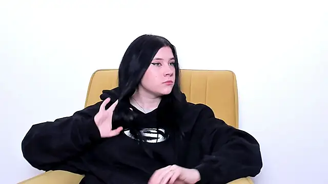 Snapshot of BarbarFinkley chatting on 04/02/26, 07:39 BarbarFinkley online show from 04/02/26, 07:39