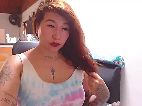 Snapshot of Antonia_Ferri chatting on 04/05/26, 03:31 Antonia Ferri online show from 04/05/26, 03:31