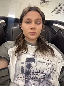 Snapshot of LilMisa chatting on 04/07/26, 09:32 LilMisa online show from 04/07/26, 09:32