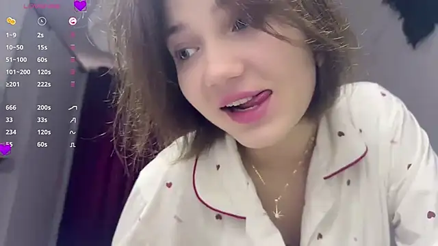 Snapshot of Cute_Capricee chatting on 04/19/26, 10:03 Cute Capricee online show from 04/19/26, 10:03