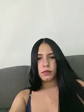 Snapshot of IsabelaRivers chatting on 06/03/26, 04:04 IsabelaRivers online show from 06/03/26, 04:04