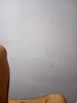 Snapshot of thhand chatting on 04/06/26, 12:17 thhand online show from 04/06/26, 12:17