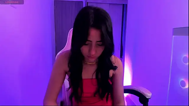 ISABELFORYOU03 online show from 05/03/26, 01:33