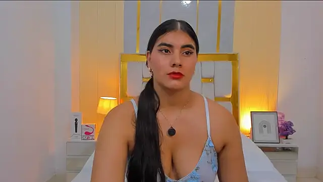 Alara Keyy online show from 05/06/26, 12:41