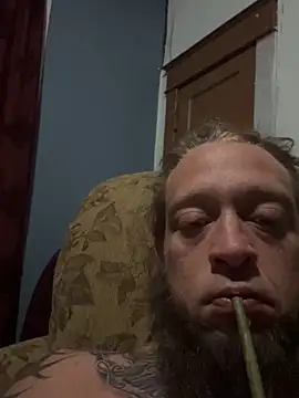kuntryg8338 online show from 04/22/26, 08:06